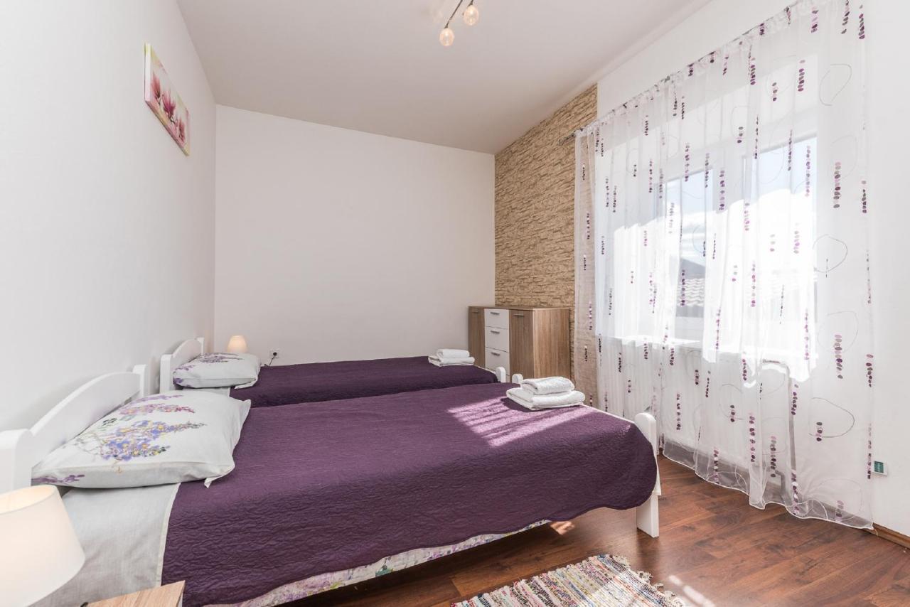 Holiday Home Tower With Private Pool, Sauna And Quads Smilcic 外观 照片