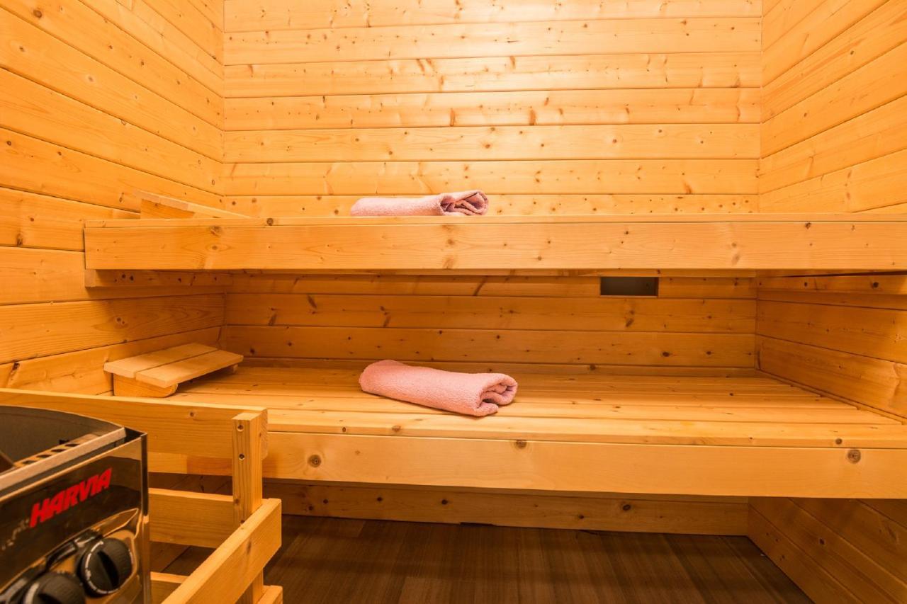 Holiday Home Tower With Private Pool, Sauna And Quads Smilcic 外观 照片